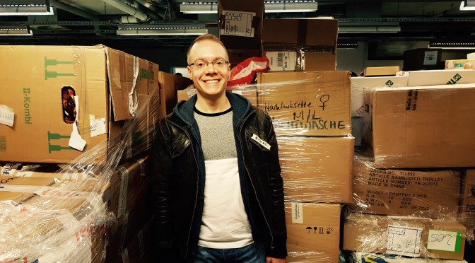 Hanseatic Help, le centre de collecte pour les réfugiés déménage !